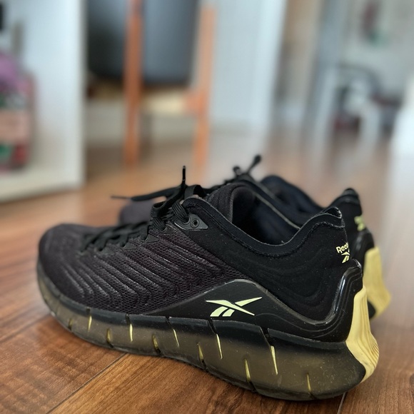 Reebok Zig Kinetica black and neon green - Picture 5 of 6